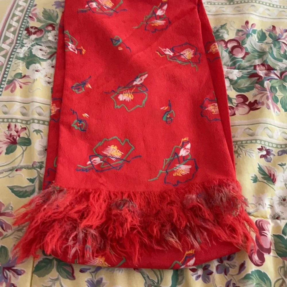 Vintage Claire Perone red oblong pattern silk scarf with fringe